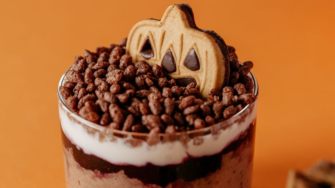 Overnight Oats Parfait: A Halloween Brunch Idea