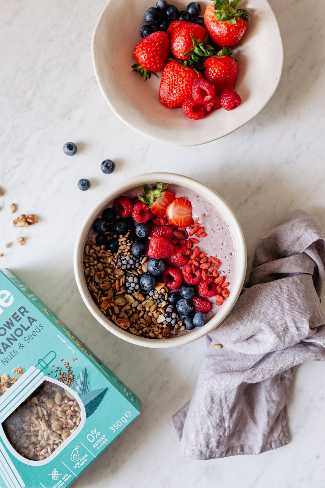 Superfood Açaï Superfood Bowl with Granola – Turtle - Better Breakfast!