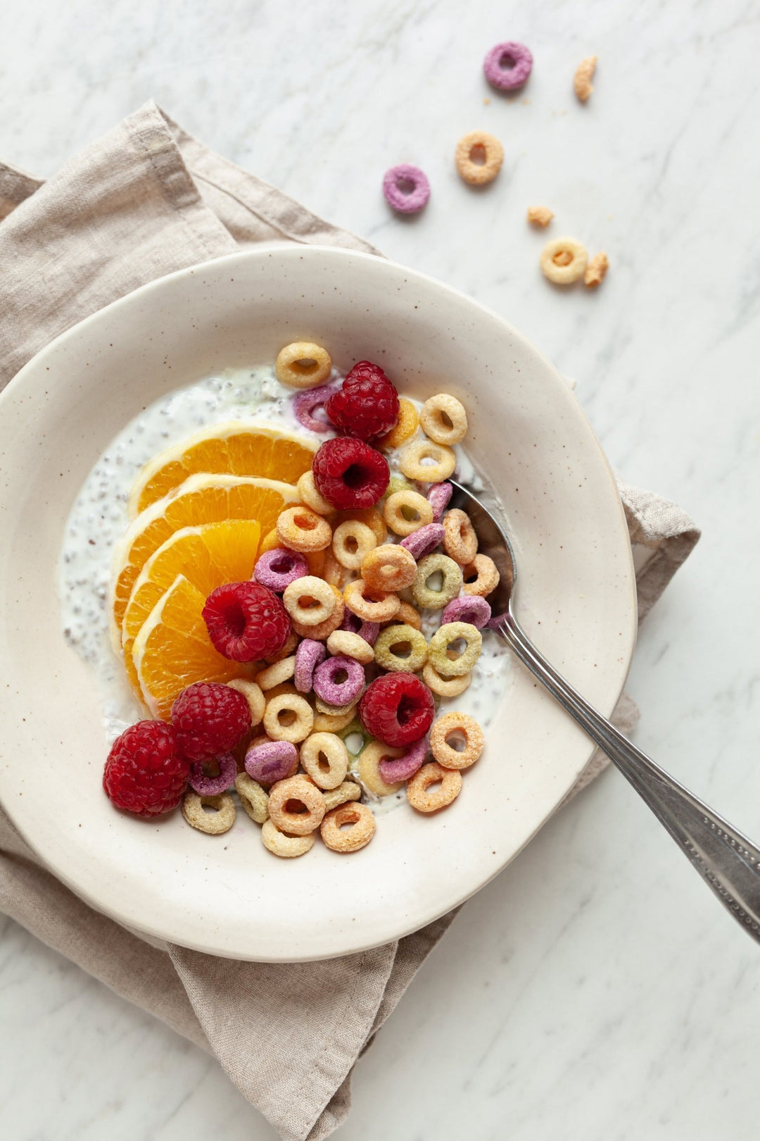 Einfache & gesunde Frühstücksschüssel mit Chia-Samen, frischen Früchten und Color Loops - Turtle - Better Breakfast!