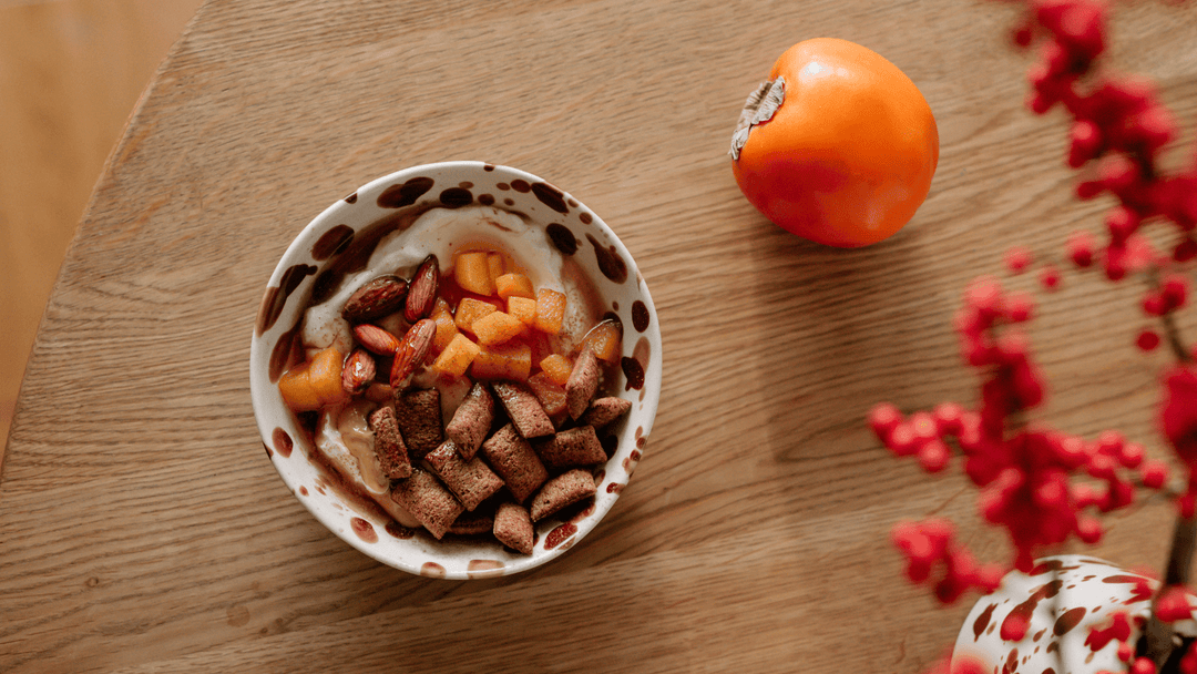 Bol de yaourt au kaki : petit-déjeuner riche en protéines prêt en 5 minutes - Turtle  Better Breakfast!