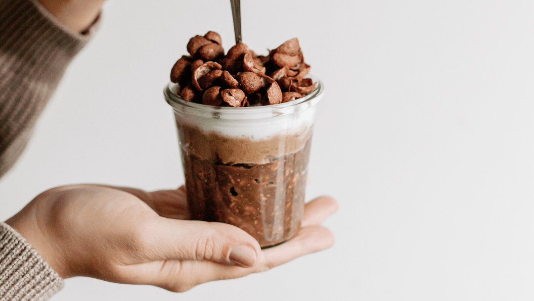 Parfait triple chocolat : un petit-déjeuner chocolaté sain - Turtle  Better Breakfast!