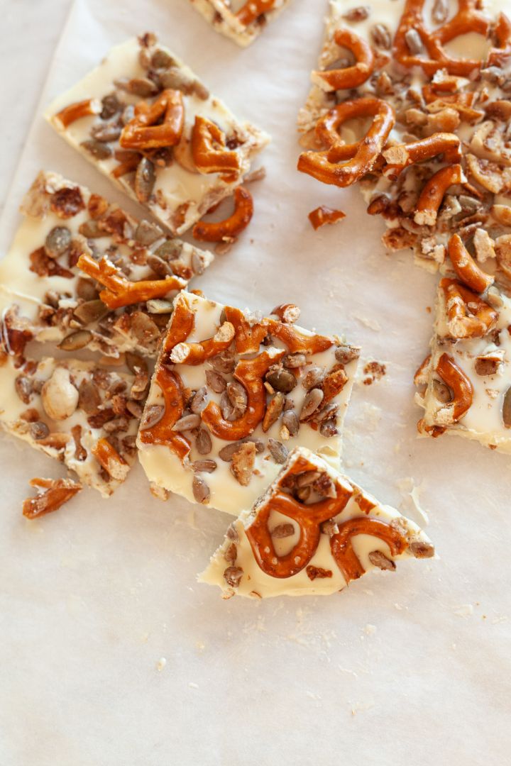 Witte Chocolade Schors met Turtle Granola en Pretzels