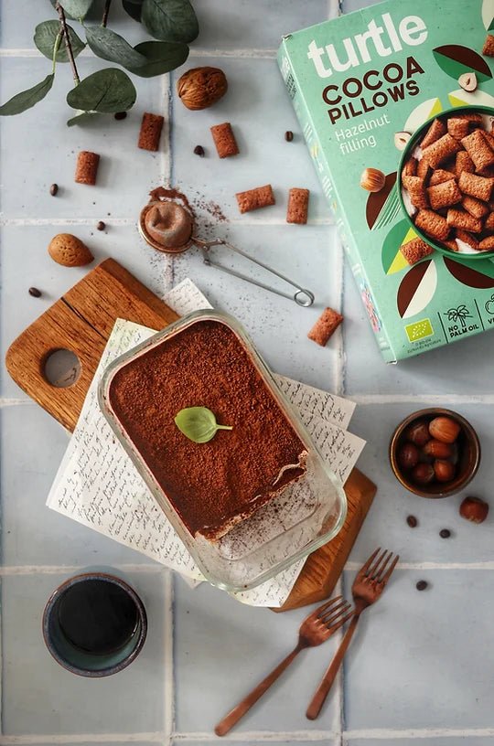 Tiramisu met cacaokussentjes en hazelnoot- en honingyoghurt - Turtle - Better Breakfast!